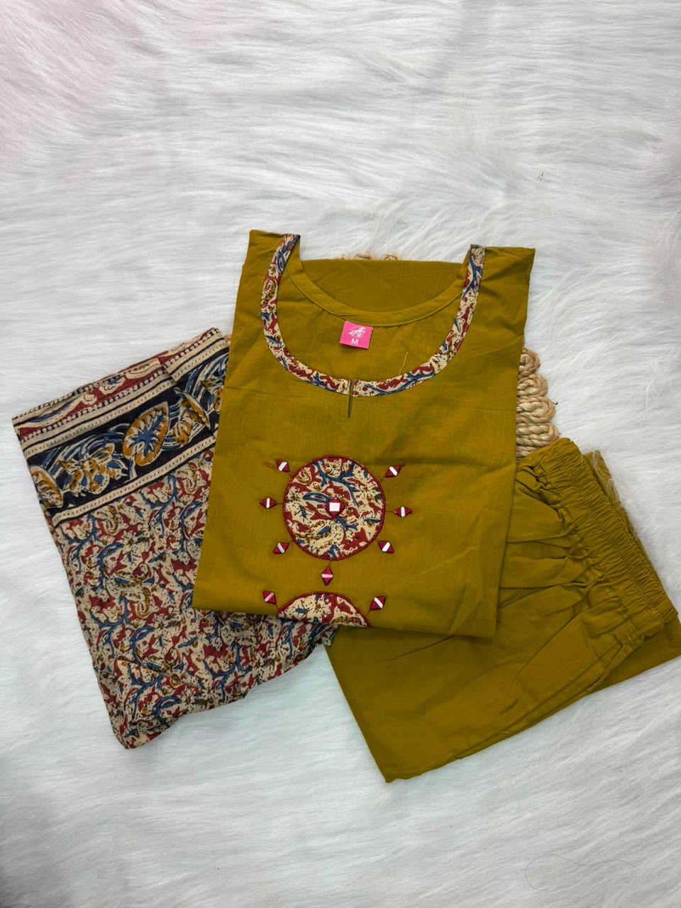 MIRROR AJRAK